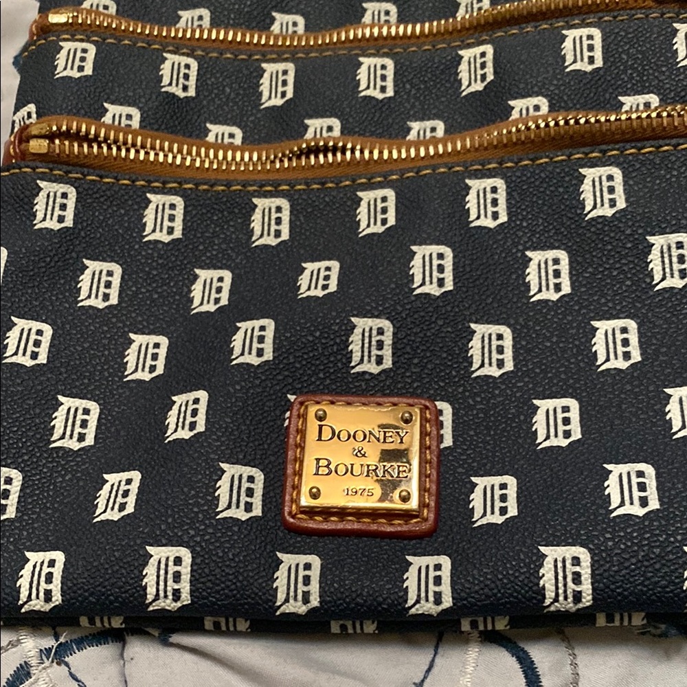 Dooney & Bourke Black and White Crossbody Bag